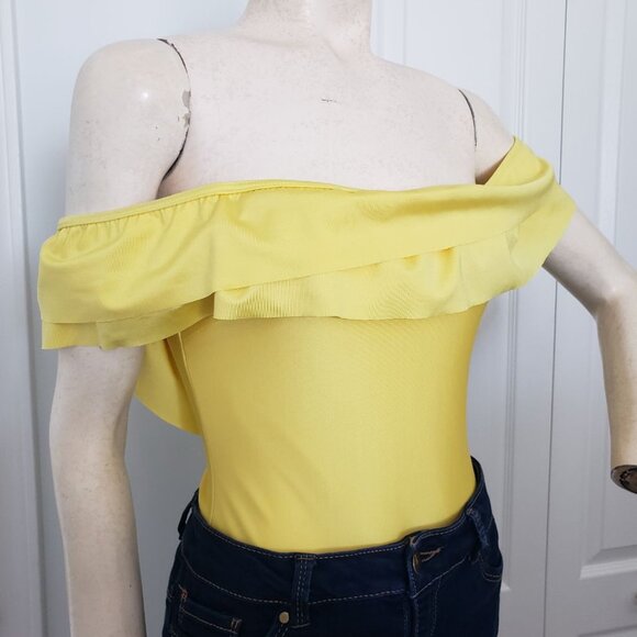 ASOS Swim Double Fri Size 6 Yellow One piece swimsuit with ruffles off shoulder - Picture 9 of 14